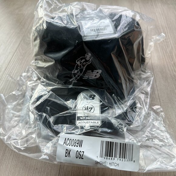 NEW New Balance Shohei Ohtani Shibuya Exclusive Snapback Hat - Black/White